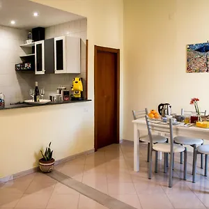 Apartamento Castel Capuano Flat By Domusextra, Nápoles