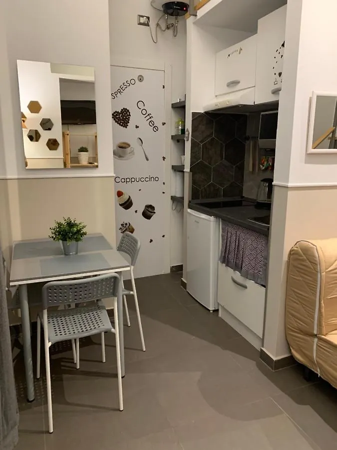 Apartamento Little Dream Residenza - Napoli  Nápoles